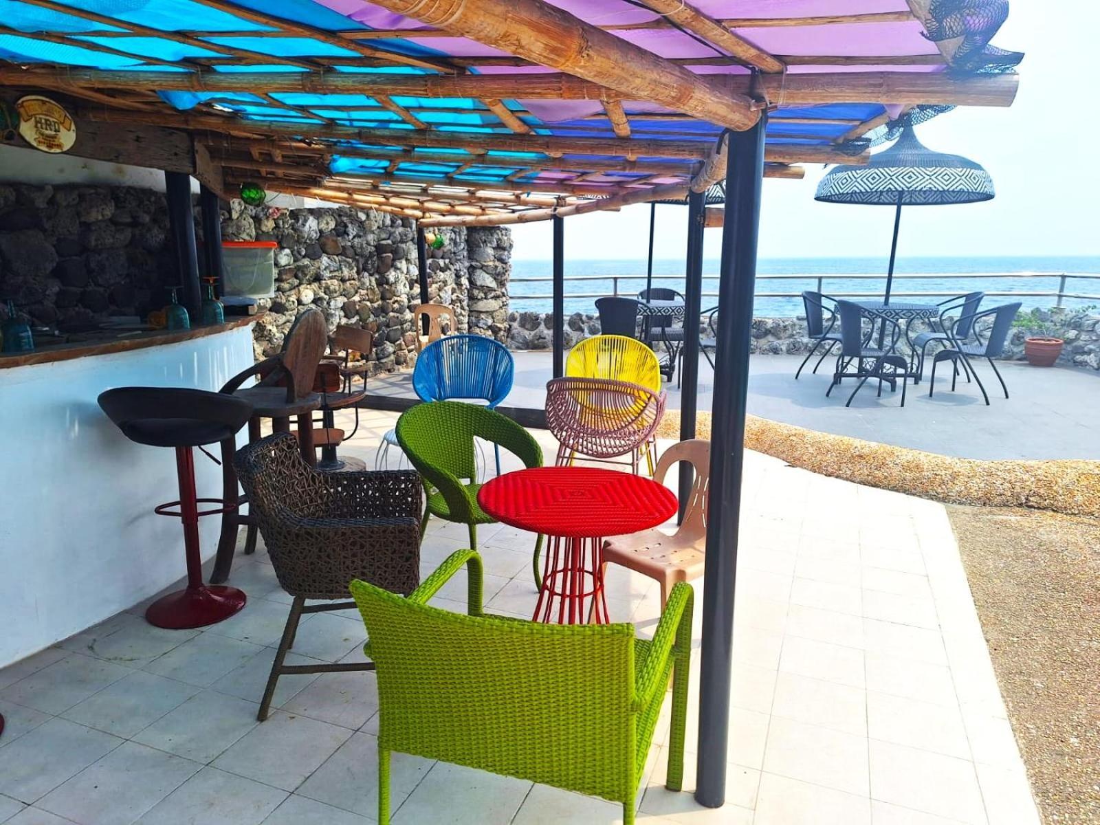 Utopia Island Resort Batangas Dış mekan fotoğraf